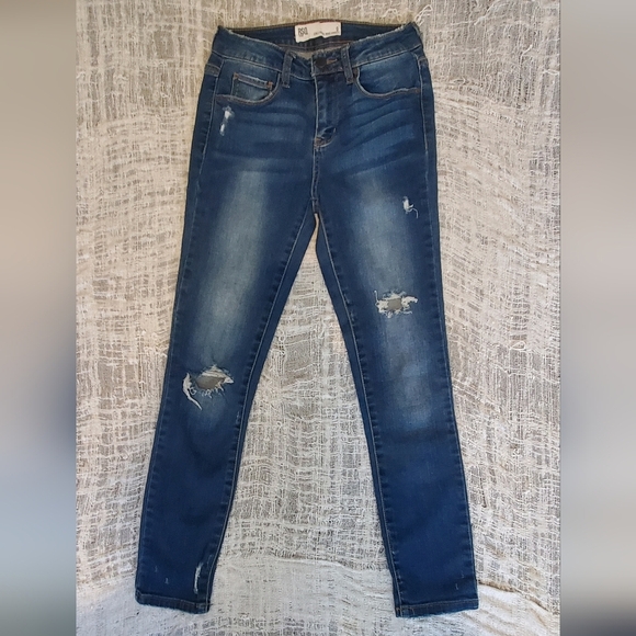 💚5/$25 Urban Outfitters RSQ Cali High Rise Skinny Ankle Distressed Jeans Size 0 - Picture 2 of 6